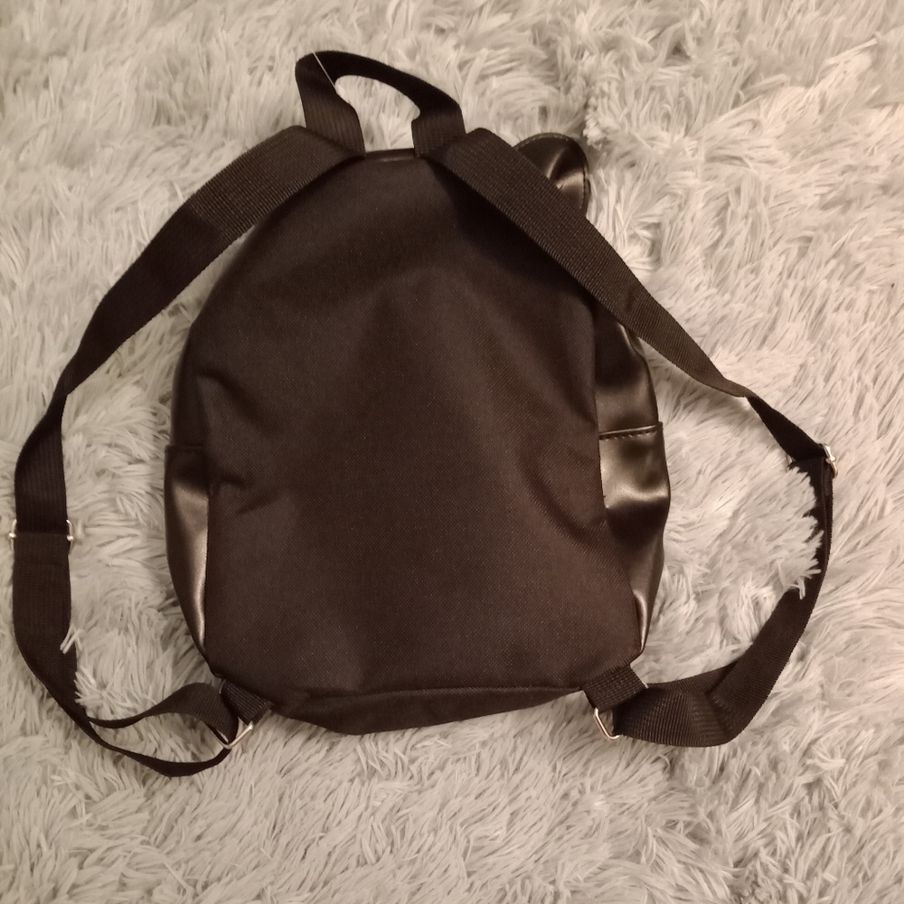 NEW PU Leather "Kitty Kat" Backpack - Picture 2 of 4